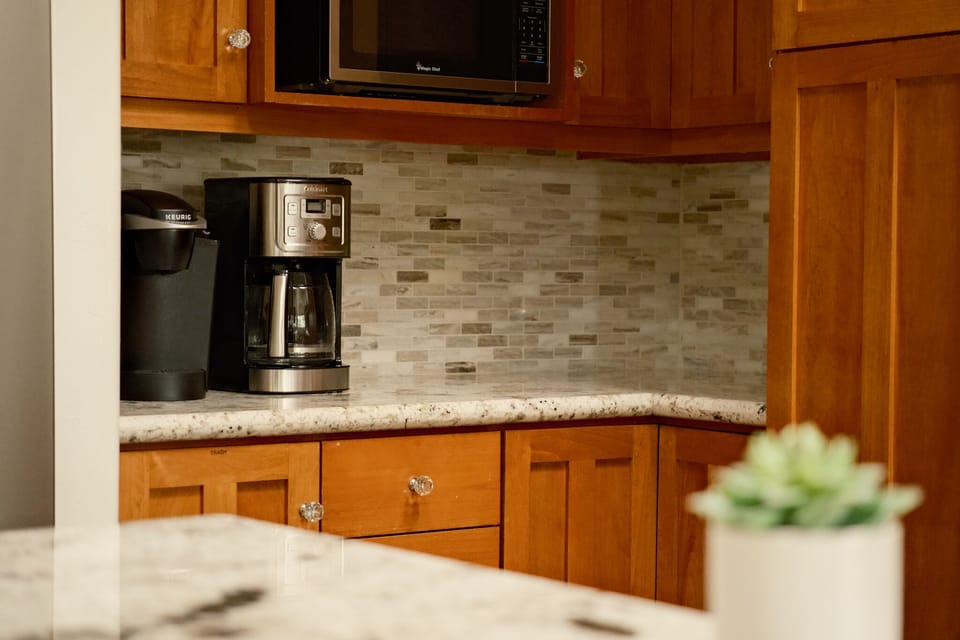 Enjoy Keurig or drip coffee. We start you off with Keurig pods!
