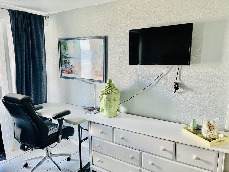 Desk area