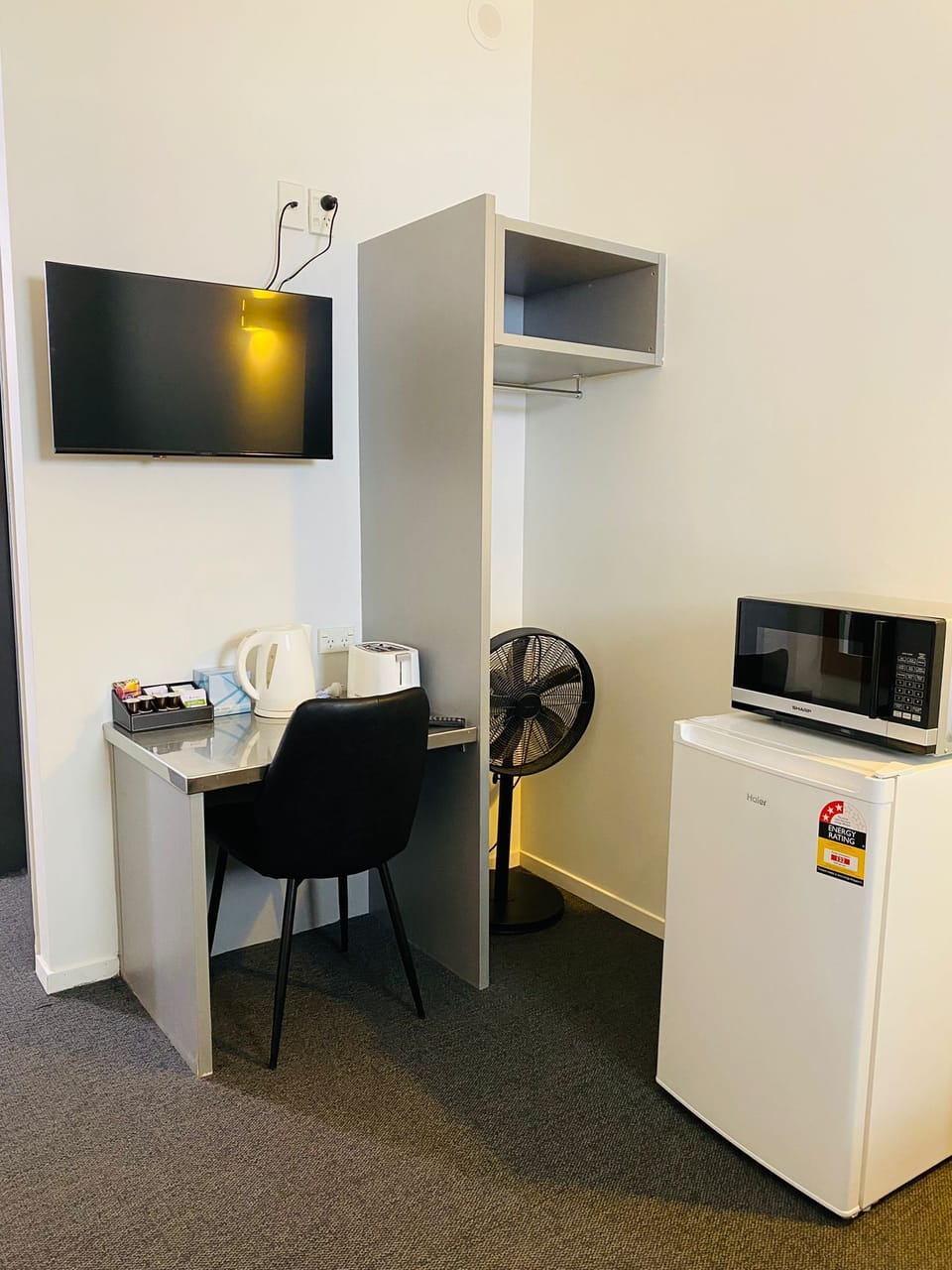 Classic Double Room, 1 Queen Bed | Desk, soundproofing, free WiFi, bed sheets