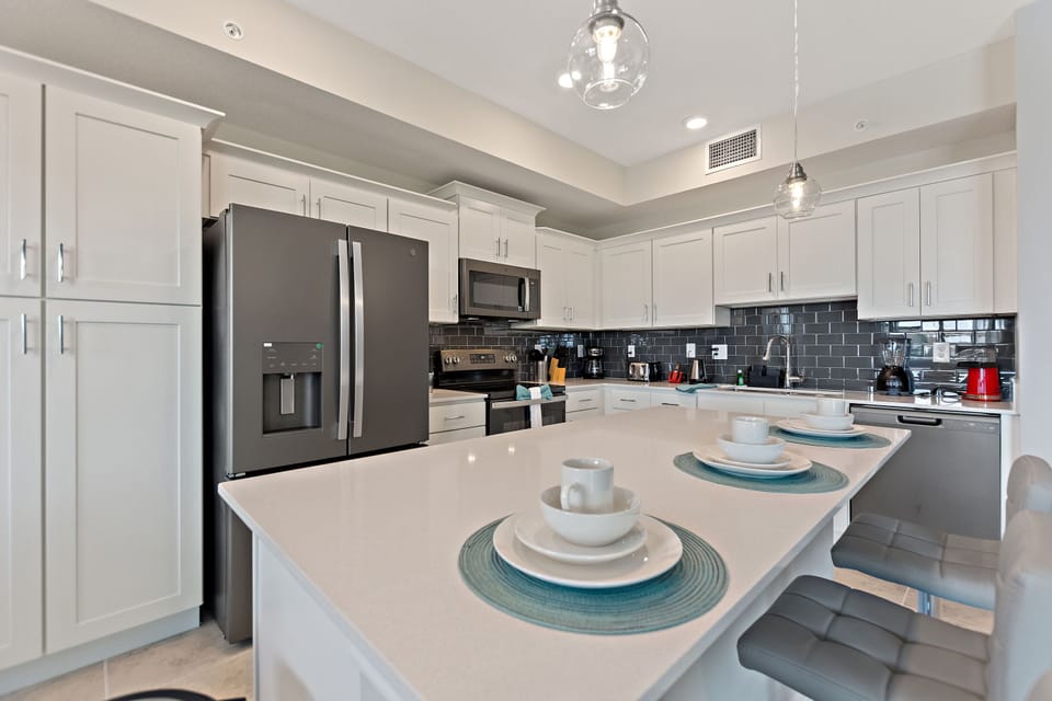 Kitchen counter bar