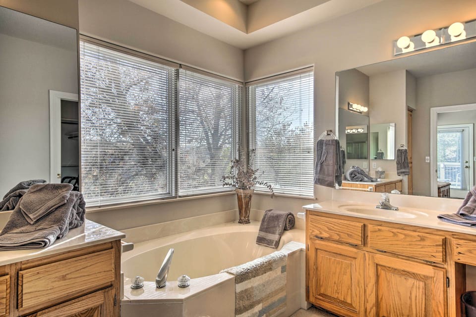 En-Suite Bathroom | Hair Dryer