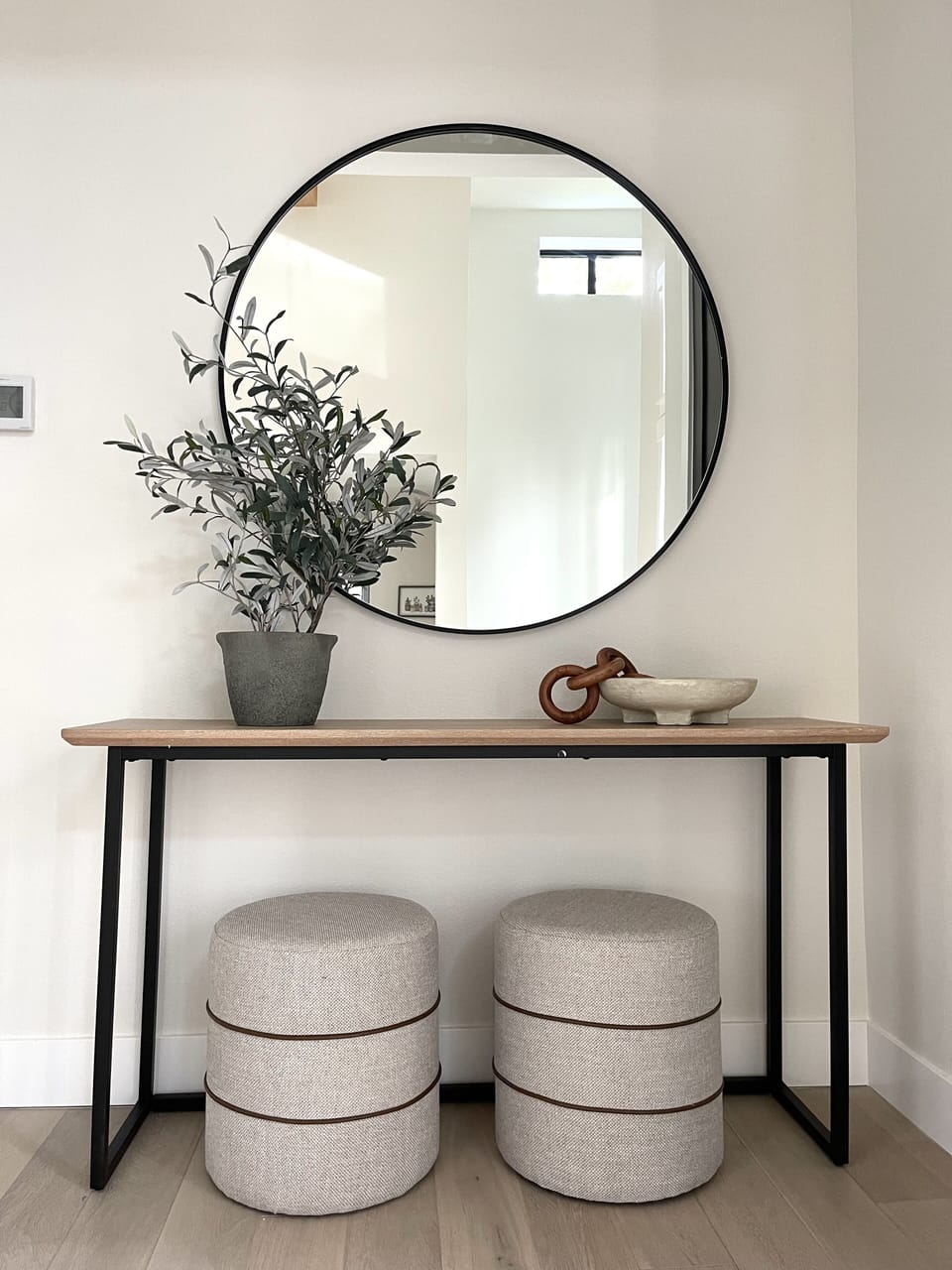 Entry way