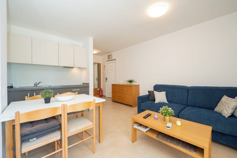 Apartment | Dining room