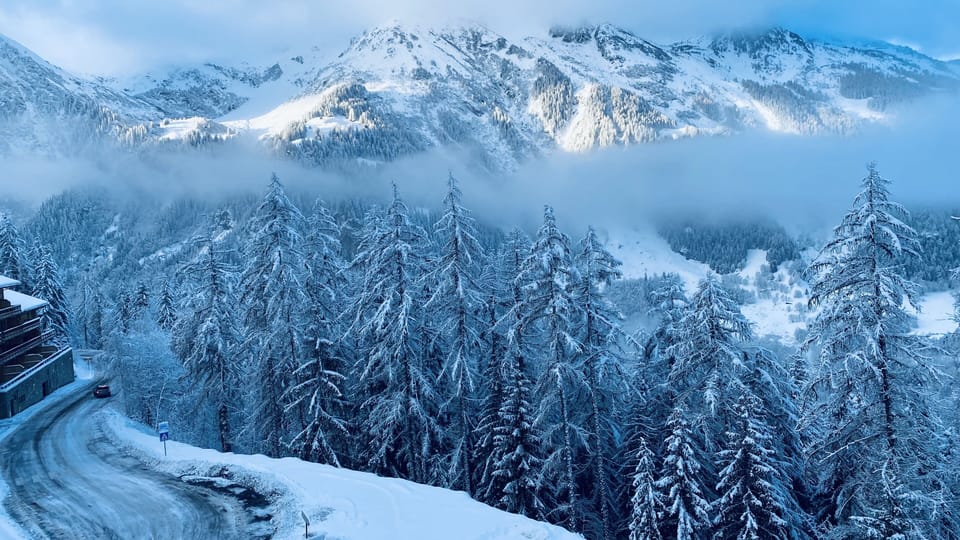Snow and ski sports