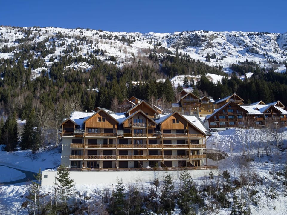 4b570ad6-d307-4f7a-adec-3dd71e110136