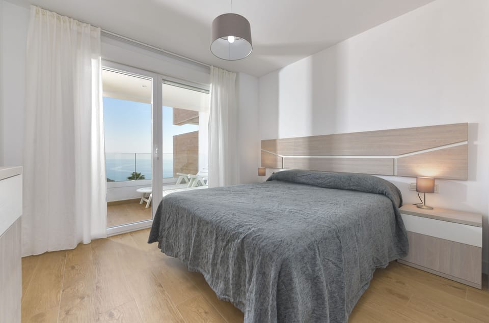 Luxury Apartment, 2 Bedrooms, Terrace, Sea View | 2 bedrooms, iron/ironing board, free WiFi, bed sheets