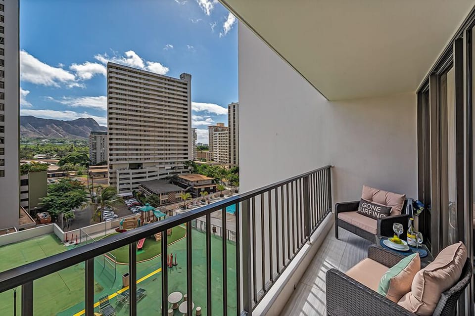 Diamond Head View from Lanai