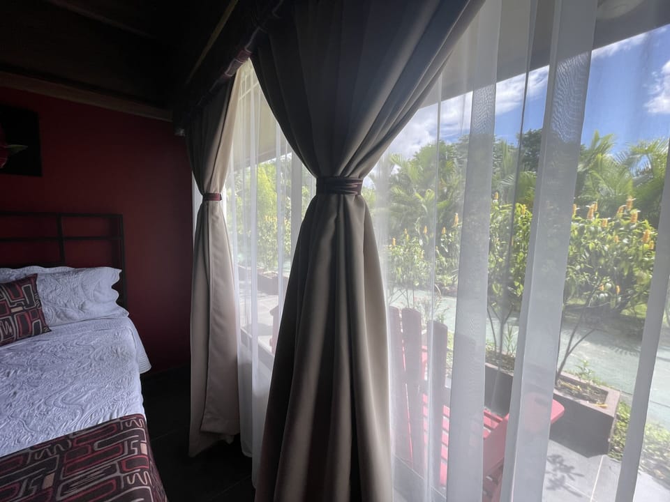 Minibar, laptop workspace, free WiFi, bed sheets