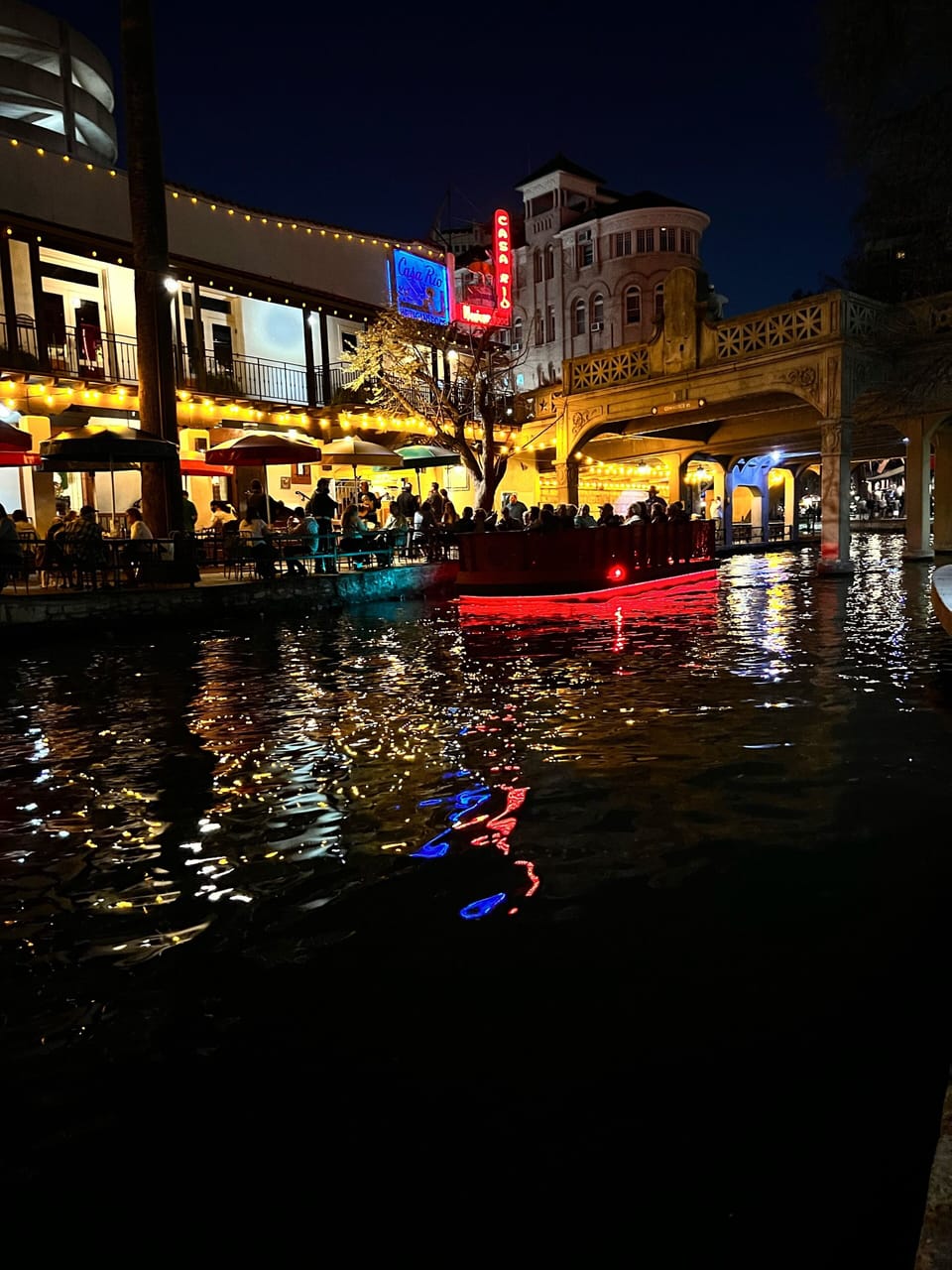 River walk just a short drive away 2.5 miles! 