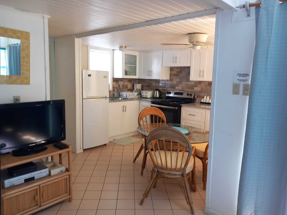 brand new kitchen effective May 2023