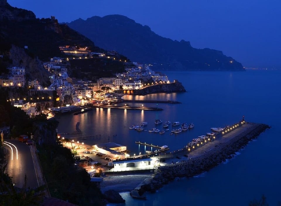 amalfi by night