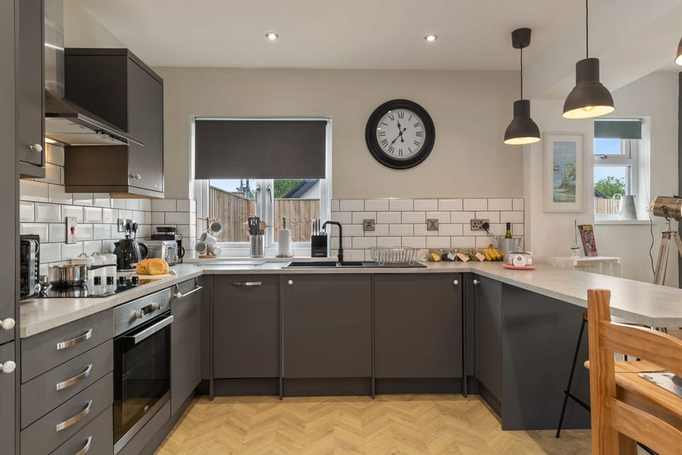 Cottage, Private Bathroom | Shared kitchen | Highchair