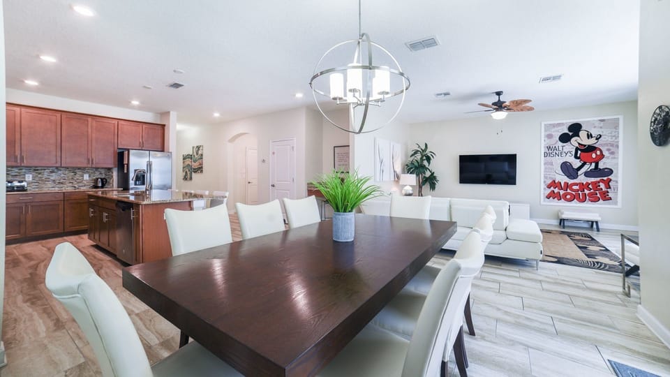 Dining Room (Angle)