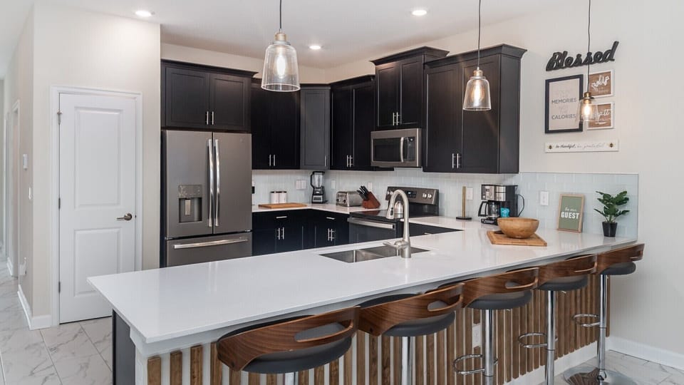 Kitchen (Angle)