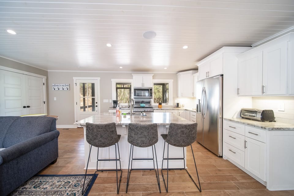 Bar and Kitchen