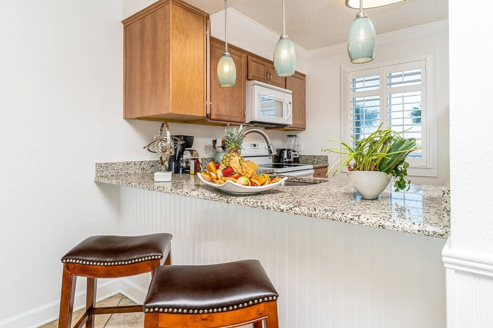 Seating for Two at Kitchen Counter