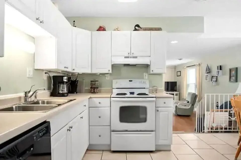 Kitchen (2)