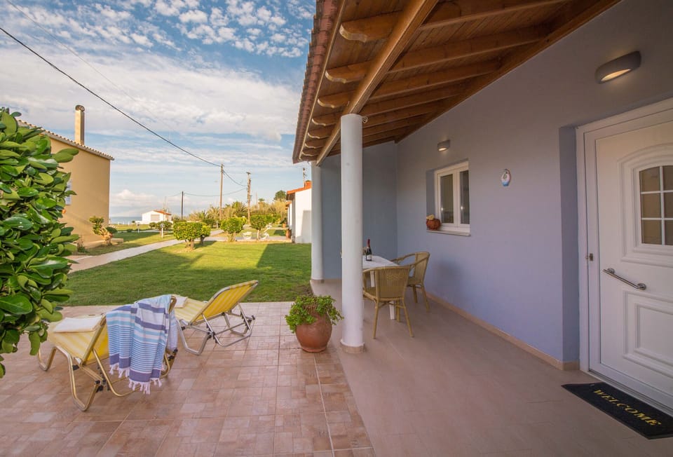 Beachside Bungalow 4 Acharavi Corfu Exterior