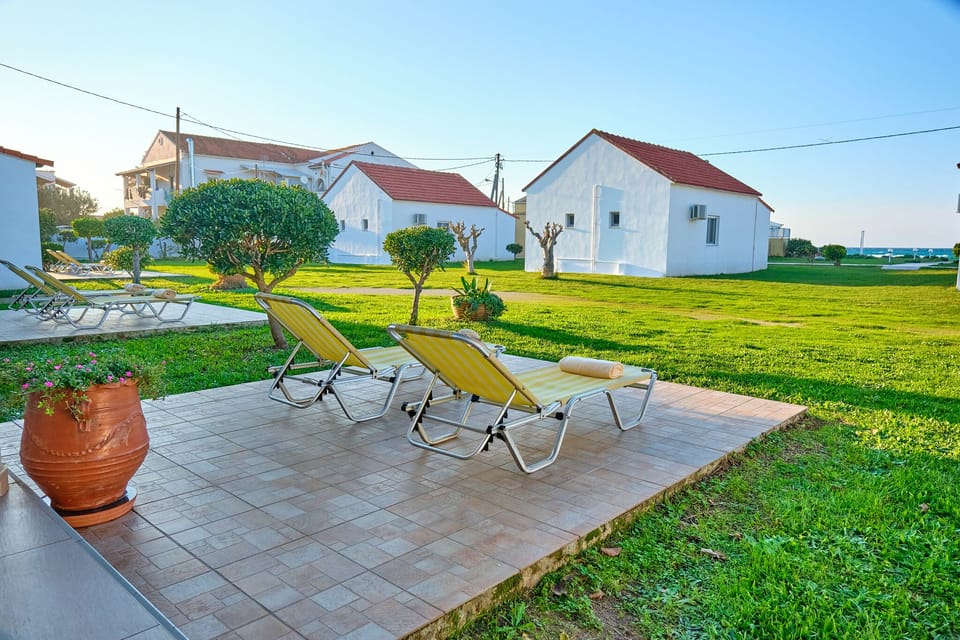 Beachside Bungalow 8 Acharavi Corfu Sunbeds