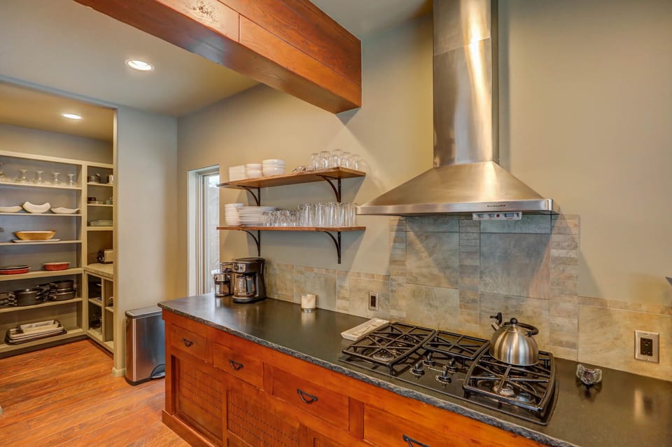 Gas Range and Pantry Entry