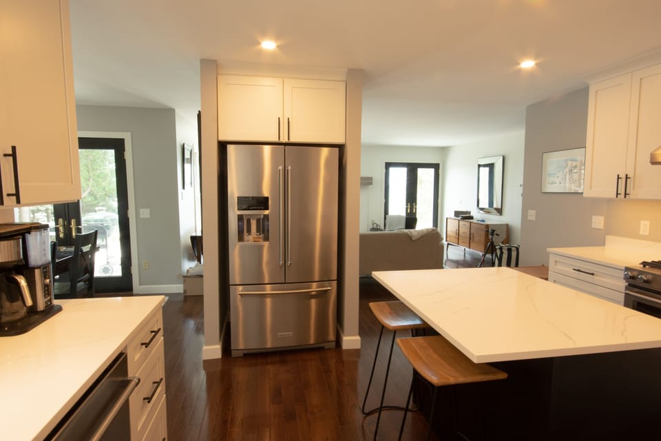 Kitchen - Looking back to Dining Area (left) and Living Room (right)