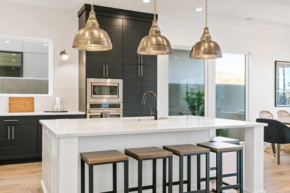 House, Multiple Bedrooms | Private kitchen | Fridge, oven, coffee/tea maker, toaster