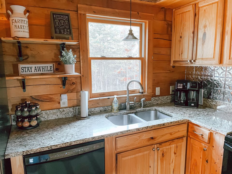 Fully-equipped kitchen