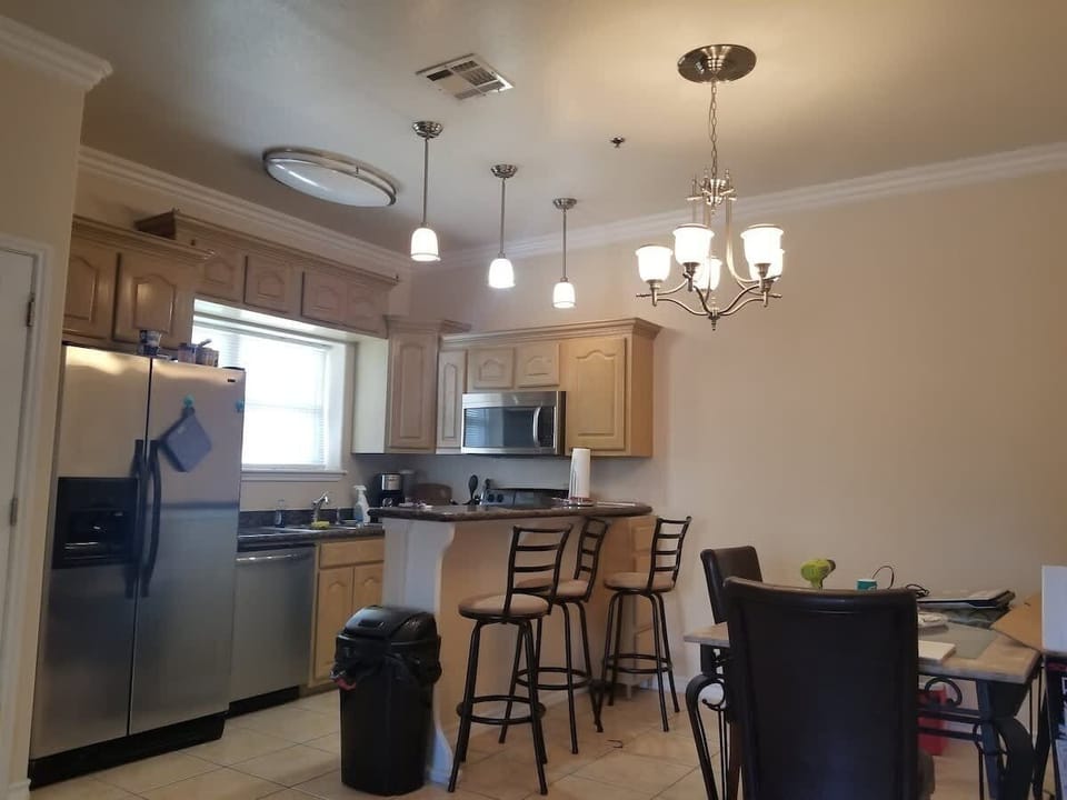 Apartment, 2 Bedrooms | Private kitchen | Fridge, oven, coffee/tea maker, toaster