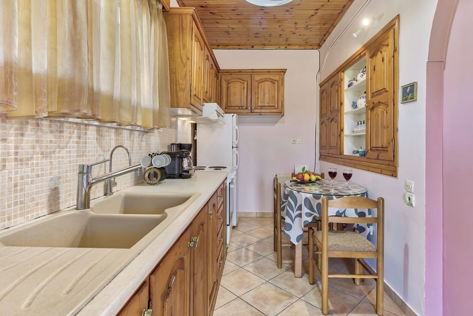 Villa, 2 Bedrooms, Smoking, Private Pool | Interior