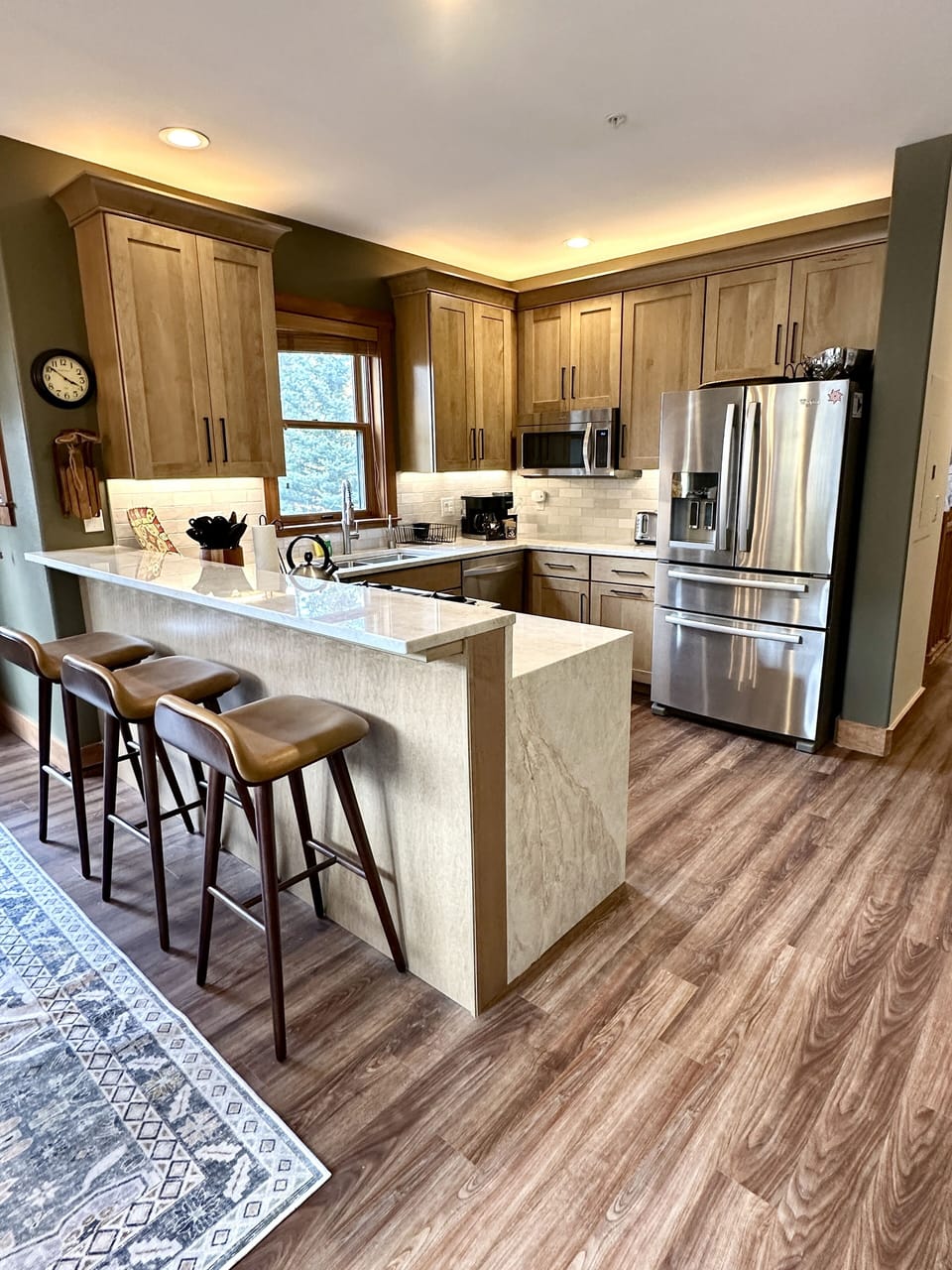 Condo, 3 Bedrooms | Private kitchen | Fridge, oven, coffee/tea maker, toaster