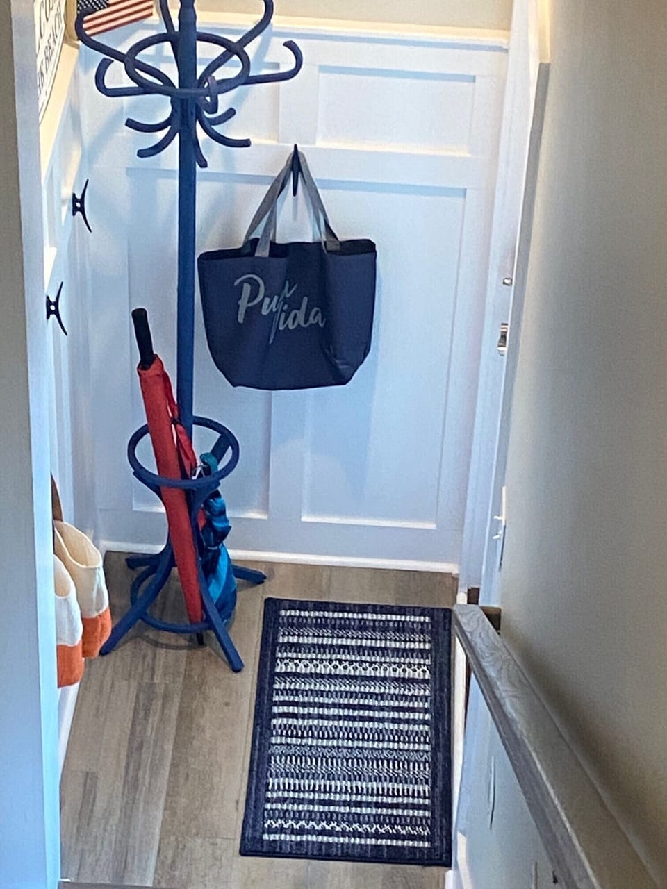 Entry way to Happy-Ours.  Your vacation awaits!