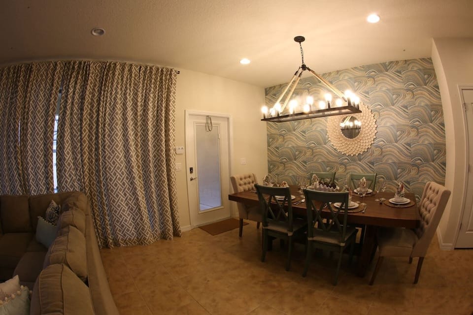 Dining Room - Open Space