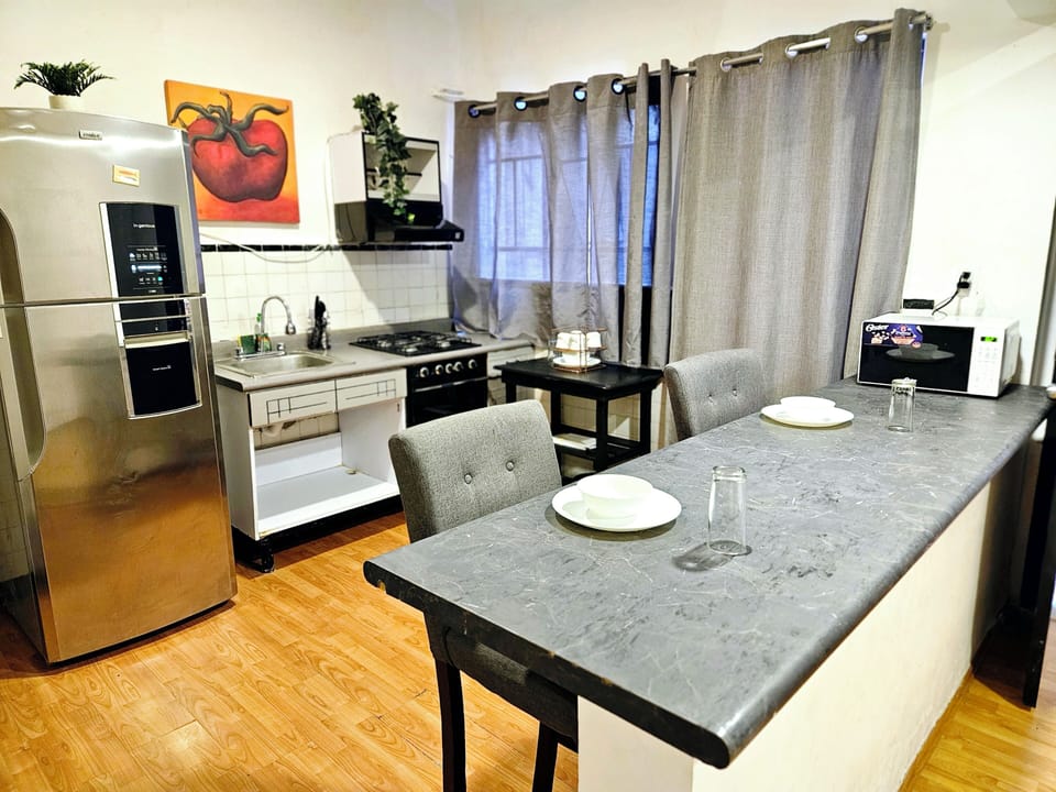 Double Apartment | Private kitchenette | Cookware/dishes/utensils