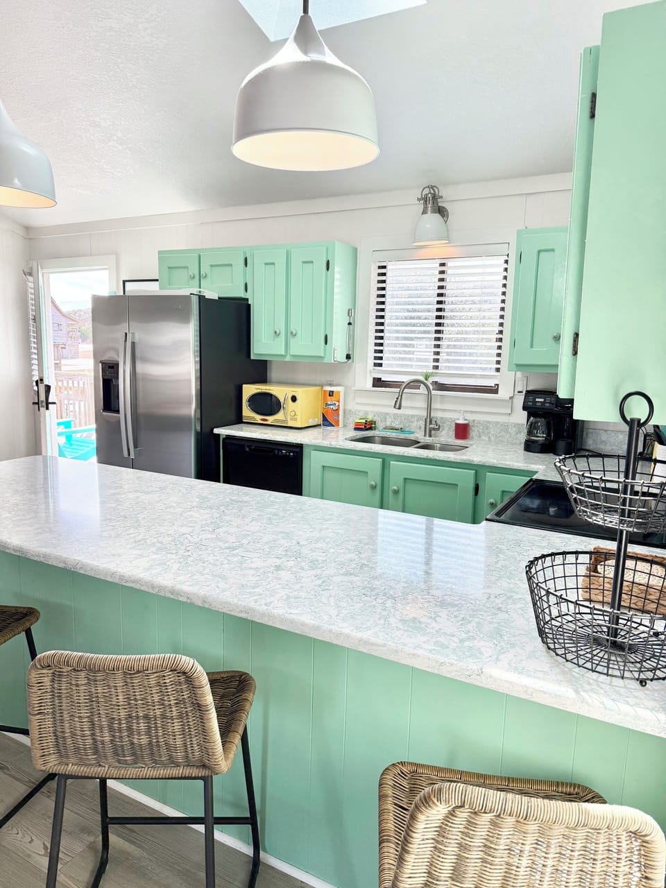 Quartz countertops!