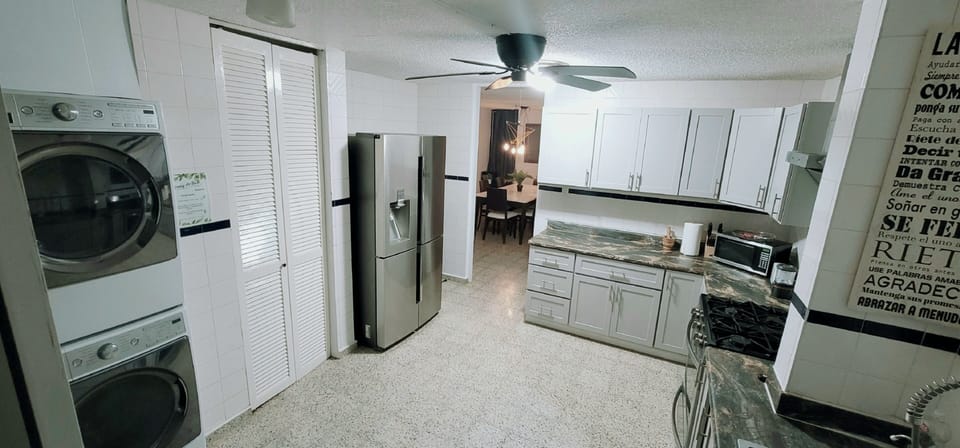 Fully equipped and functional kitchen