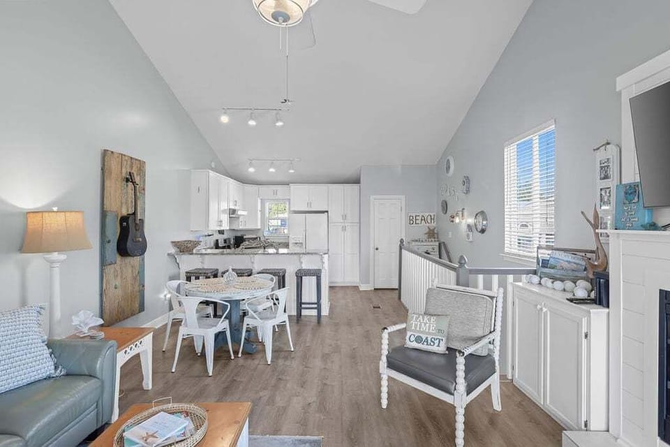 Spacious 2nd floor living area including kitchen, dining area, and wet bar