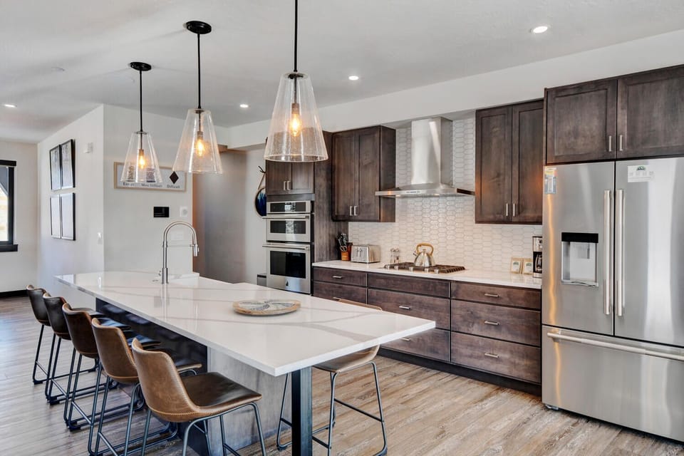 Fully Equipped Chef's Kitchen