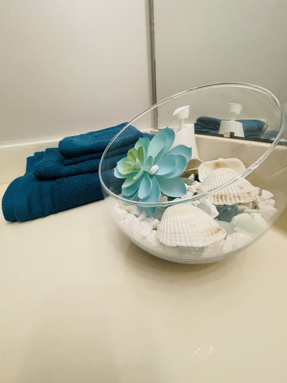 Bathroom amenities