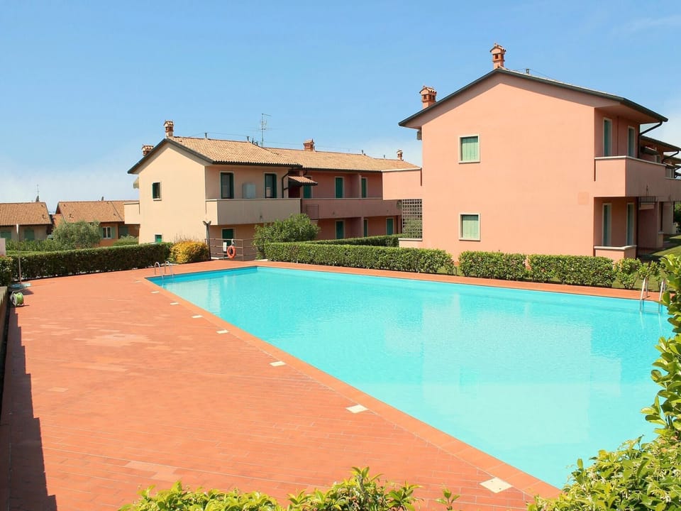 Holiday Home Swimming Pool