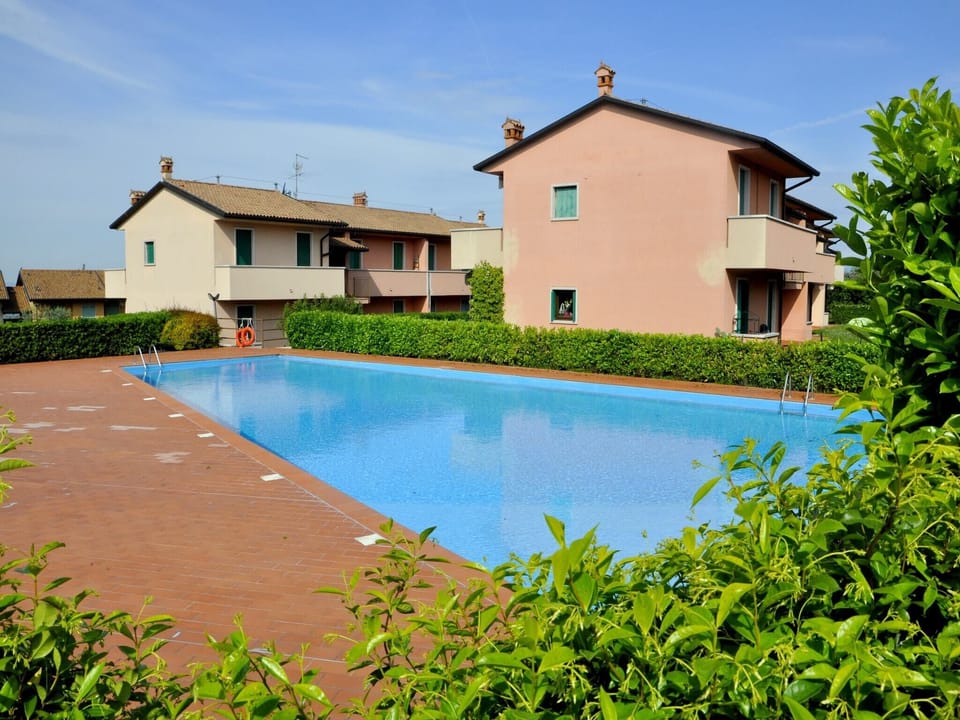 Holiday Home Swimming Pool