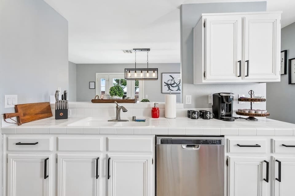 Fully stocked kitchen with all the appliances you’ll need to cook a gourmet meal.