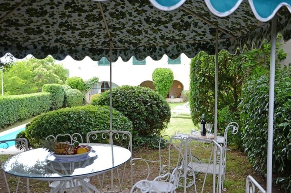 villa-montalcinello-chiusdino-villa-external