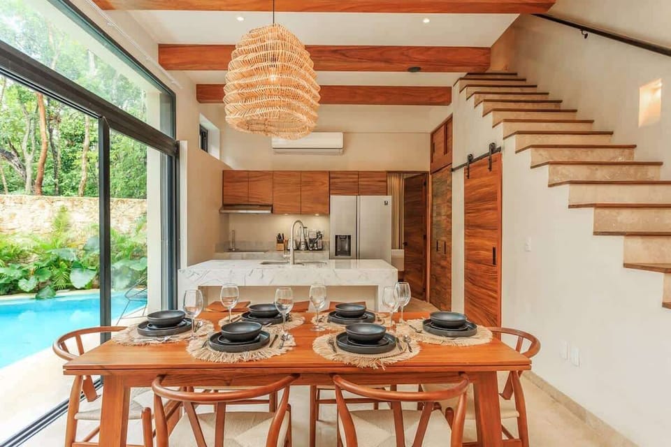 Open plan layout & high ceilings w/space to breathe.