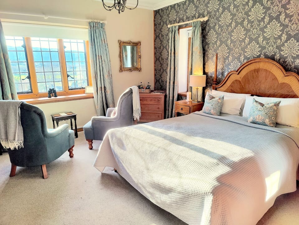 Luxury Double Room, Ensuite, Sea View (Danesbrook) | Individually decorated, individually furnished, blackout drapes
