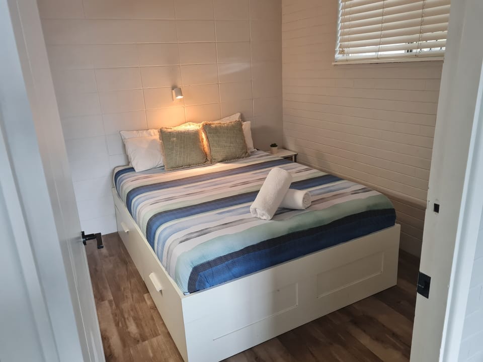 Apartment, 2 Bedrooms, Beachside | 2 bedrooms, iron/ironing board, WiFi (free), individually decorated