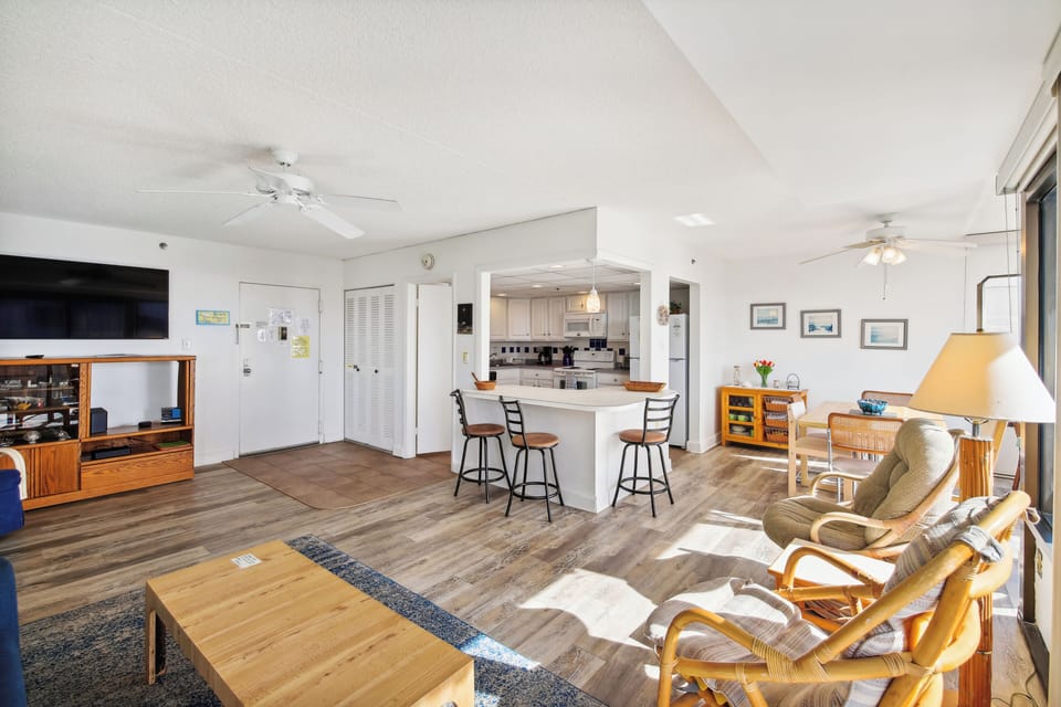 Floor Plan,Living Area,