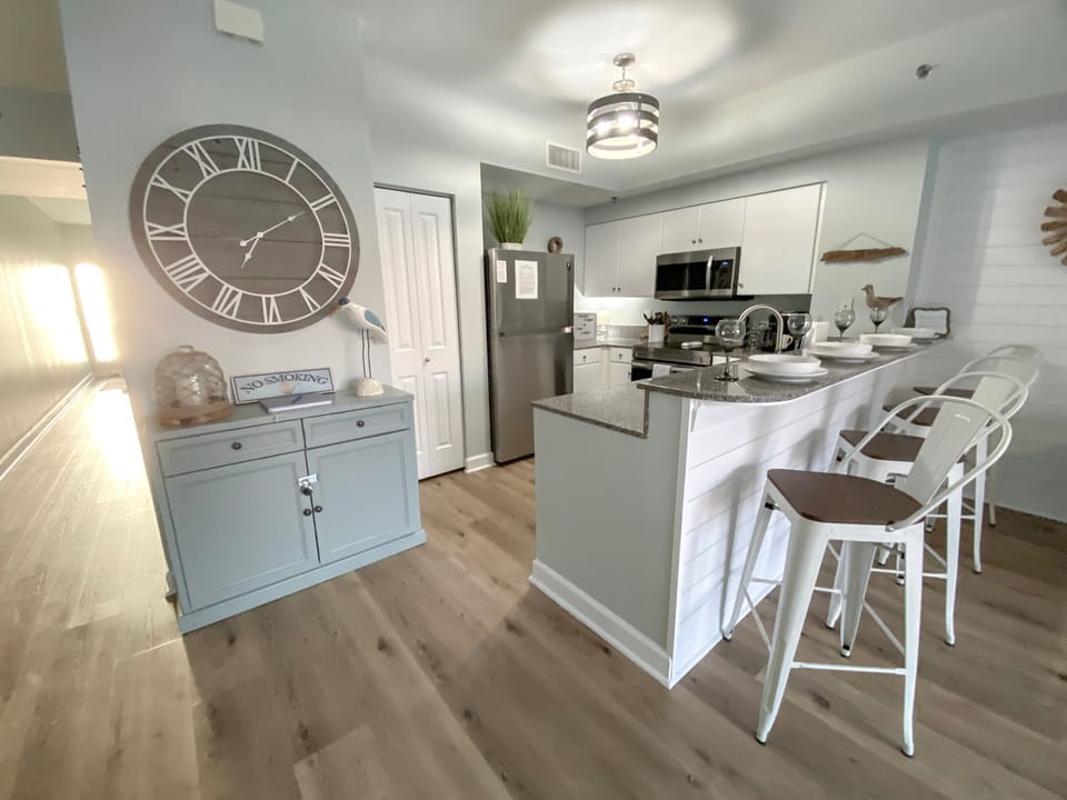 Fully stocked gourmet kitchen