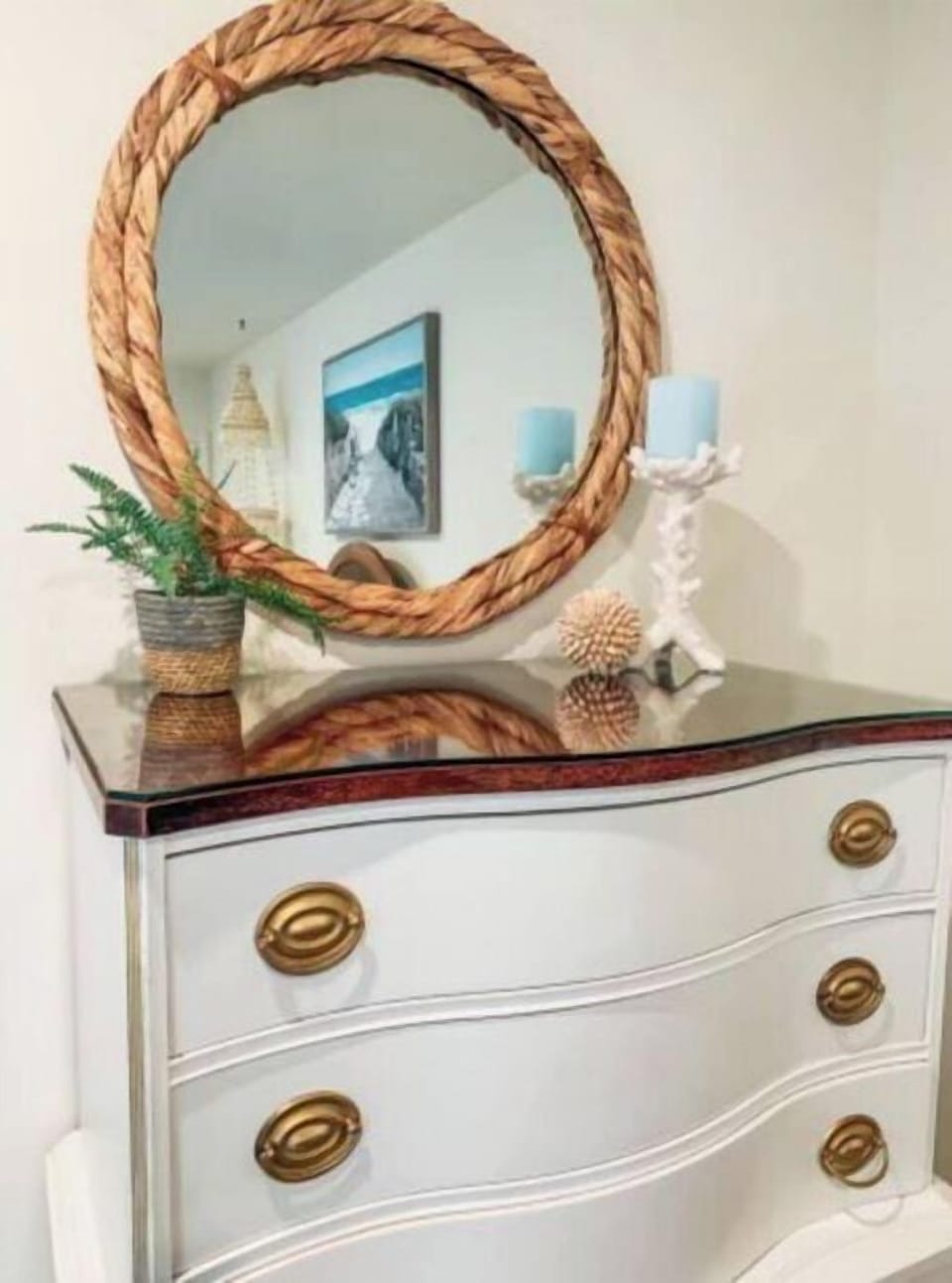 Upstairs queen bedroom.