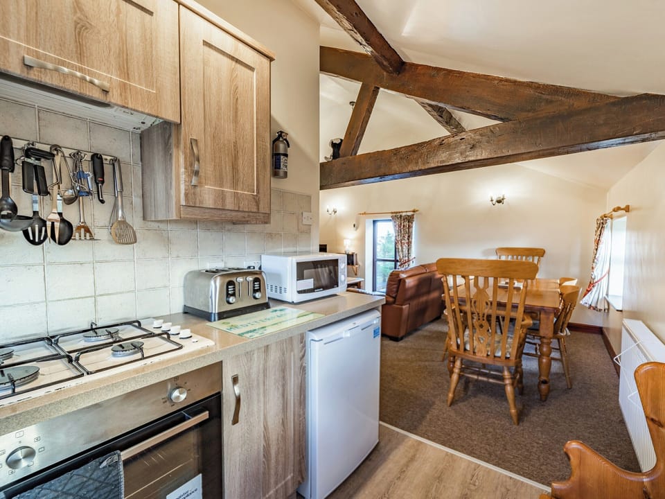 Kitchen area | The Granary - Hardhorn Breaks, Poulton Le Fylde