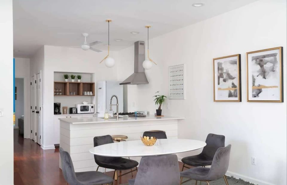 Fully equipped for 6 guests!
